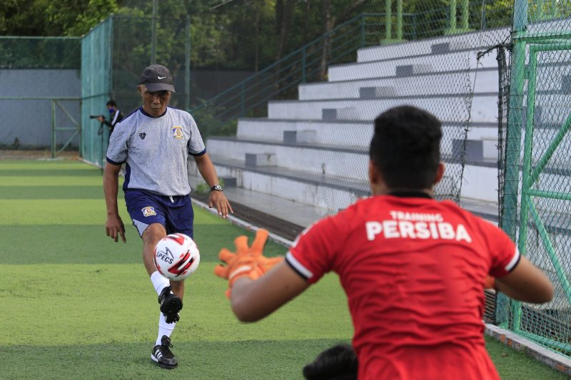 Begal Tak Ingin Buru-Buru Tentukan Kiper Utama Persiba