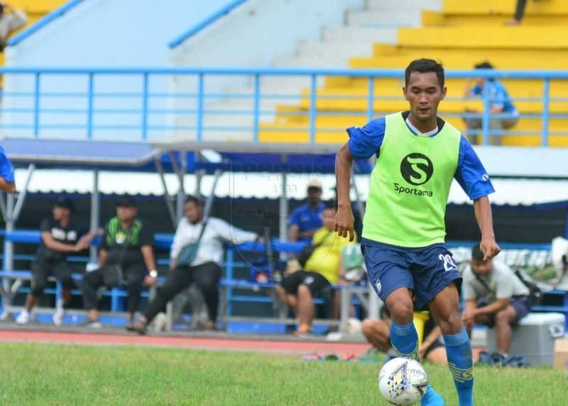 Tinggalkan Persib, Tim Kalimantan Mana Tujuan Beni Oktavianto?