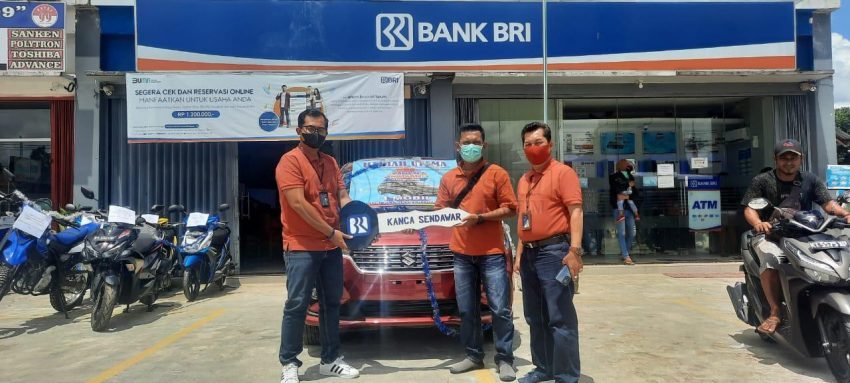 Panen Hadiah Simpedes, Nasabah Linggang Bigung Raih Suzuki Ertiga