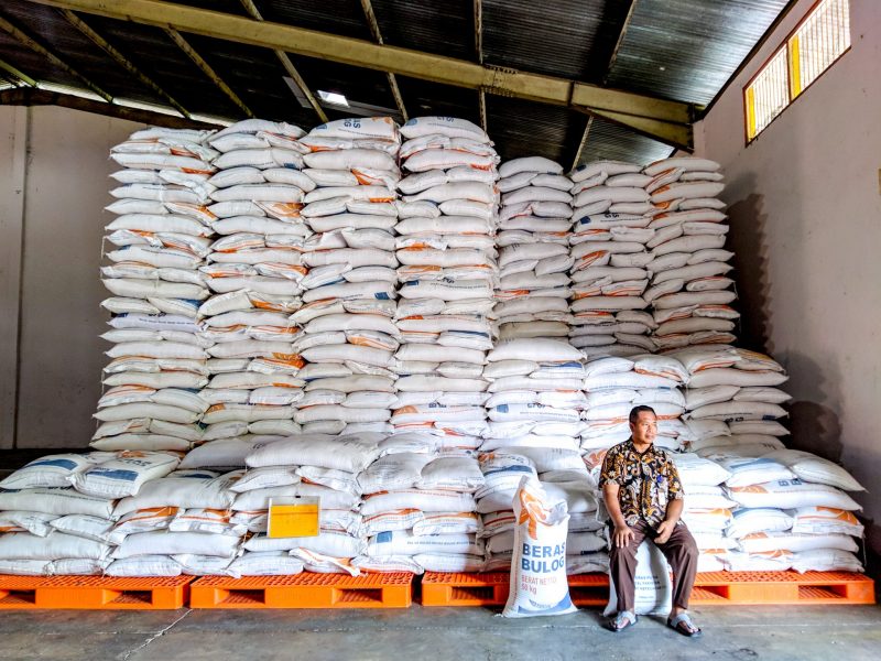 Bulog Tambah Stok Pangan, Masyarakat Diimbau Tidak Panik 