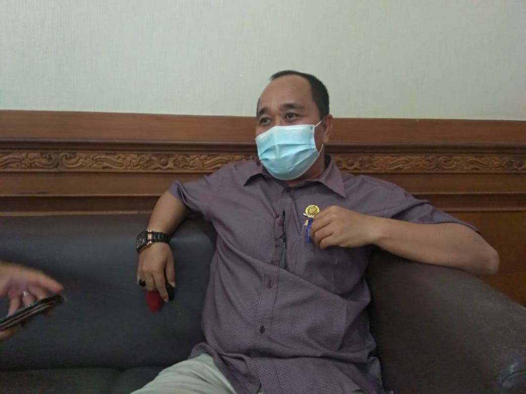 Ketua Komisi I DPRD Kubar Harapkan Aparat Kampung Gunakan ADK Untuk Padat Karya