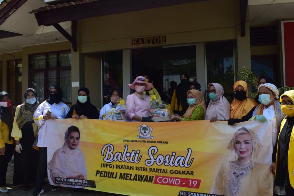 IIPG Kaltim Bersama Harum Center Bagikan 500 Makanan untuk Panti Jompo dan Rumah Sakit Jiwa