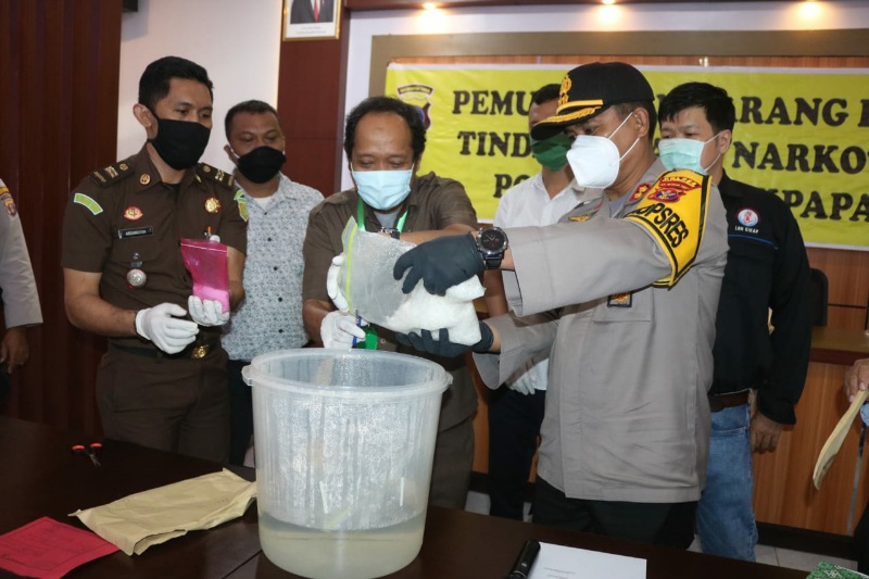 Sabu 1 Kilogram di Balikpapan Dimusnahkan