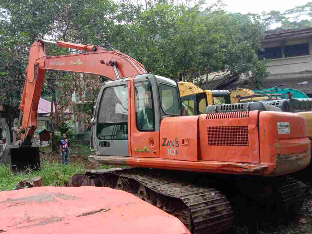 Lagi, Tambang Ilegal Bukit Soeharto Terungkap