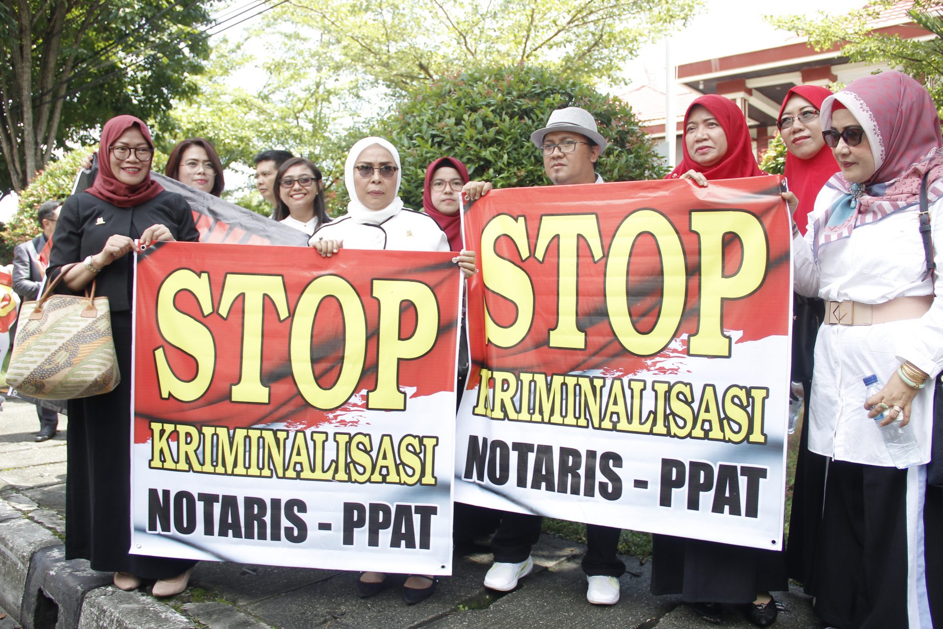 Notaris Demo di PN Balikpapan, Bela Rekan Seprofesi yang Divonis Bersalah