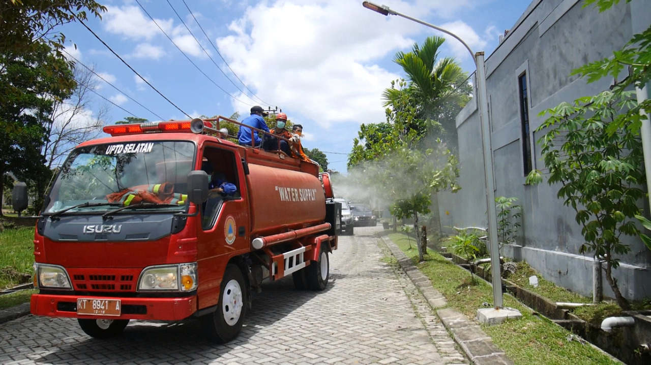 Sepinggan Pratama Disemprot Disinfektan