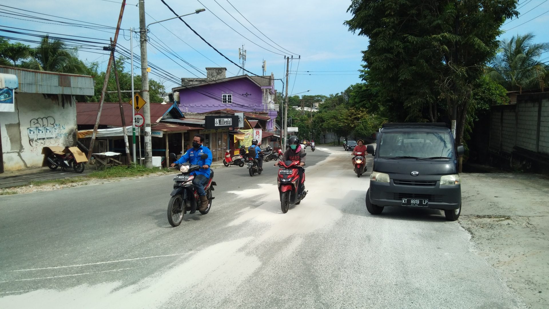 Hati-Hati Tumpahan Minyak di Gunung Malang Balikpapan