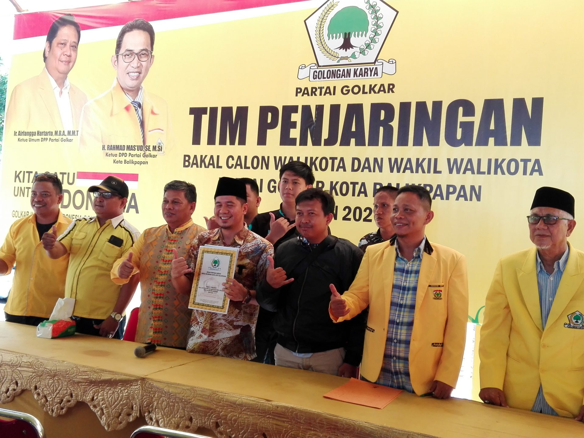 Ikhtiar Politik Yaser: Bertandang ke Golkar, Serahkan Formulir Pendaftaran