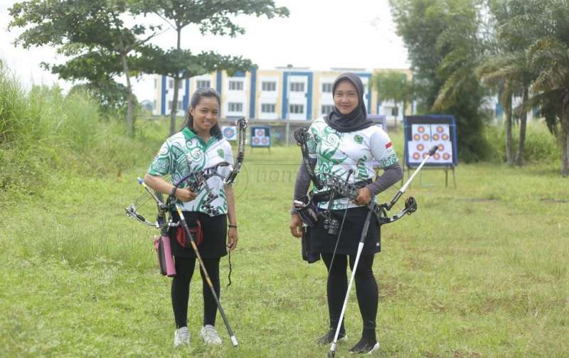 Gondol 3 Medali Kejurnas, Indri dan Phia Bikin Kaltim Bangga