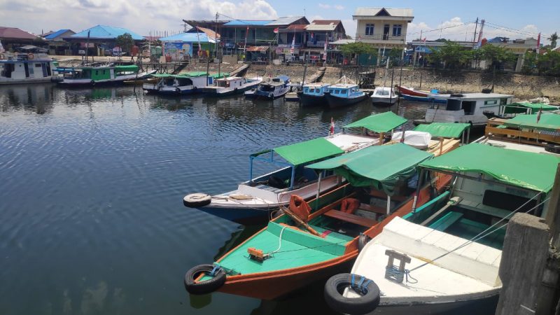 Gegara Corona, 48 Kepala Keluarga Lempar Jangkar