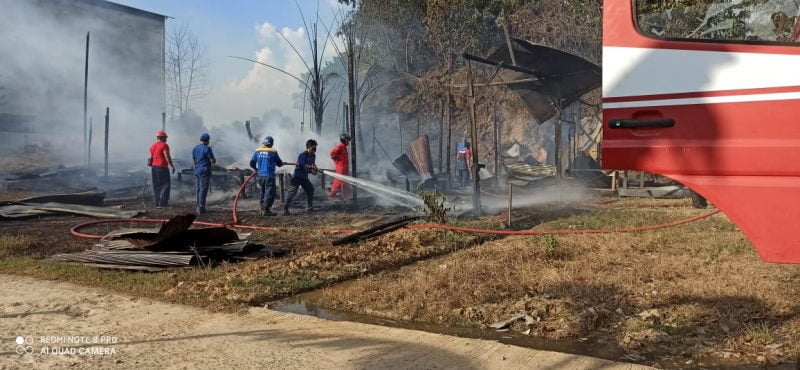 Ditinggal ke Kebun, Rumah dan Bengkel Motor Ludes Terbakar