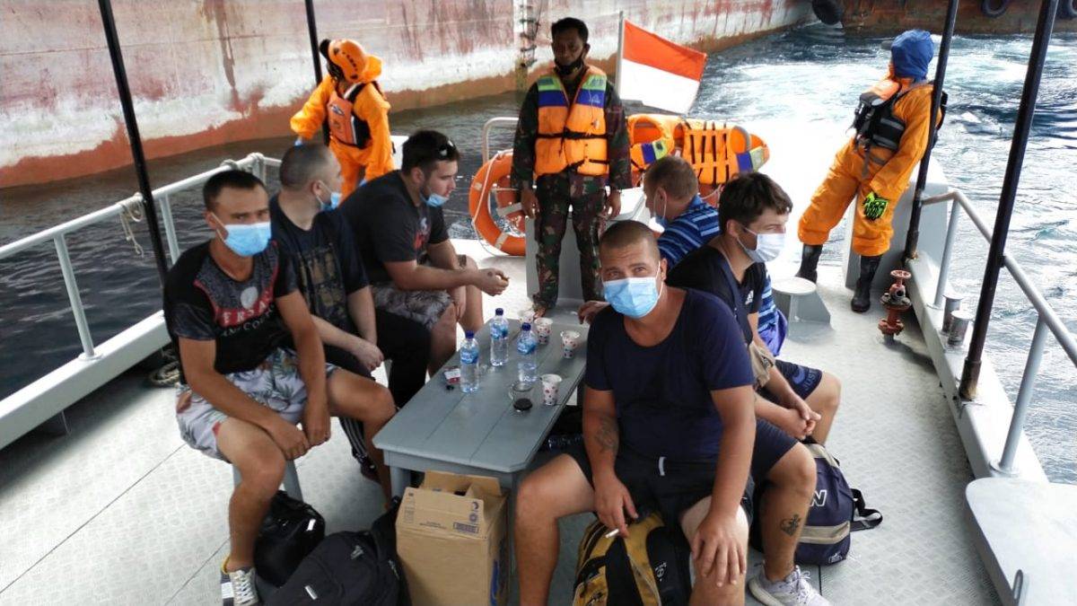 Basarnas Kaltim Kembali Evakuasi 14 Korban Laka Air ke Pelabuhan Semayang