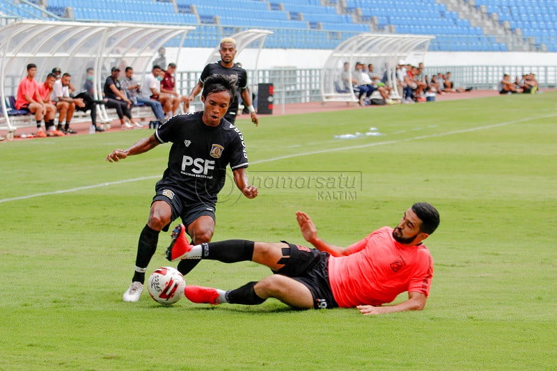 Persaingan Lini Belakang Persiba Sangat Ketat