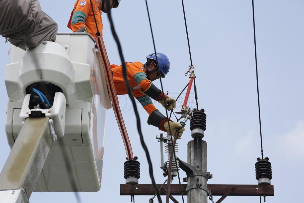 Daerah Terdalam Butuh Penerangan, Listrik Negara Masih Belum Merata