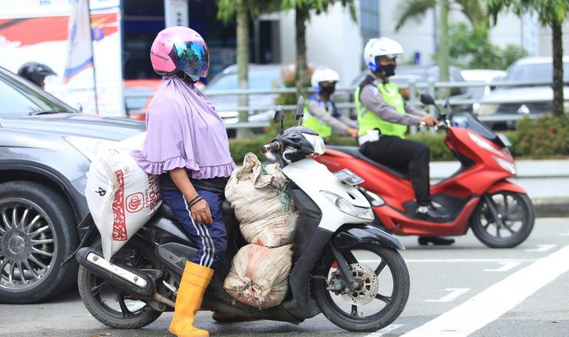 Di Kukar, Marka Jalan Jaga Jarak Masih Dibahas, Volume Kendaraan Jadi Pertimbangan