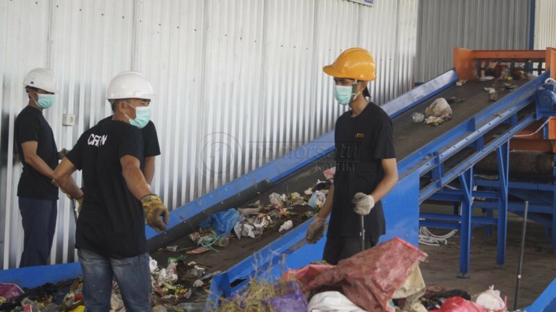 Kutim Datangkan Mesin Insinerator, Kelola Sampah Jadi Batako