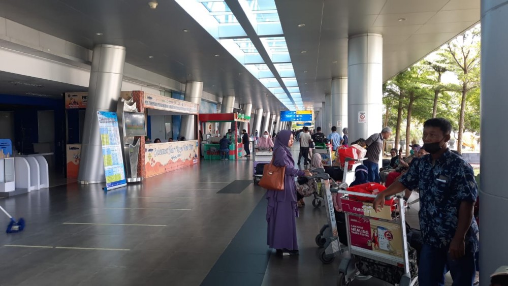 Jumlah Penumpang Bandara APT Pranoto Naik 30 Hingga 40 Persen