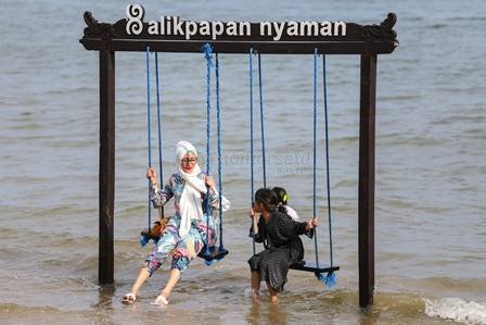 Libur Panjang, Pantai Manggar di Balikpapan Ramai, Tapi….