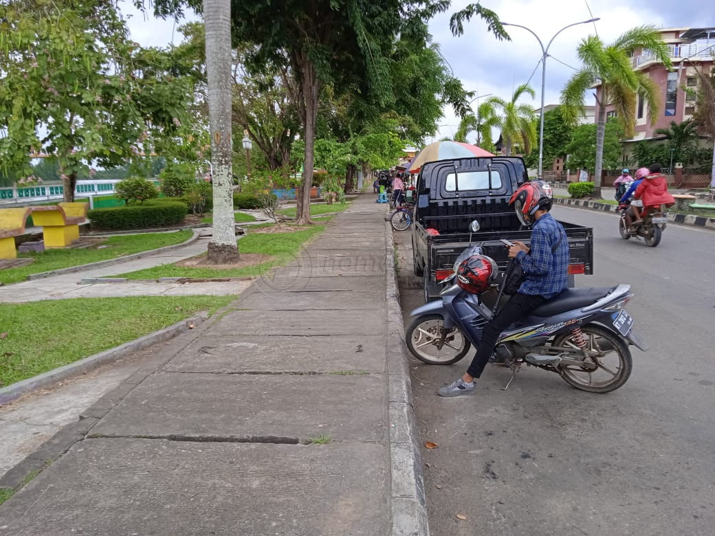 Kontrak Berakhir, Parkir Tepi Jalan di Paser Gratis