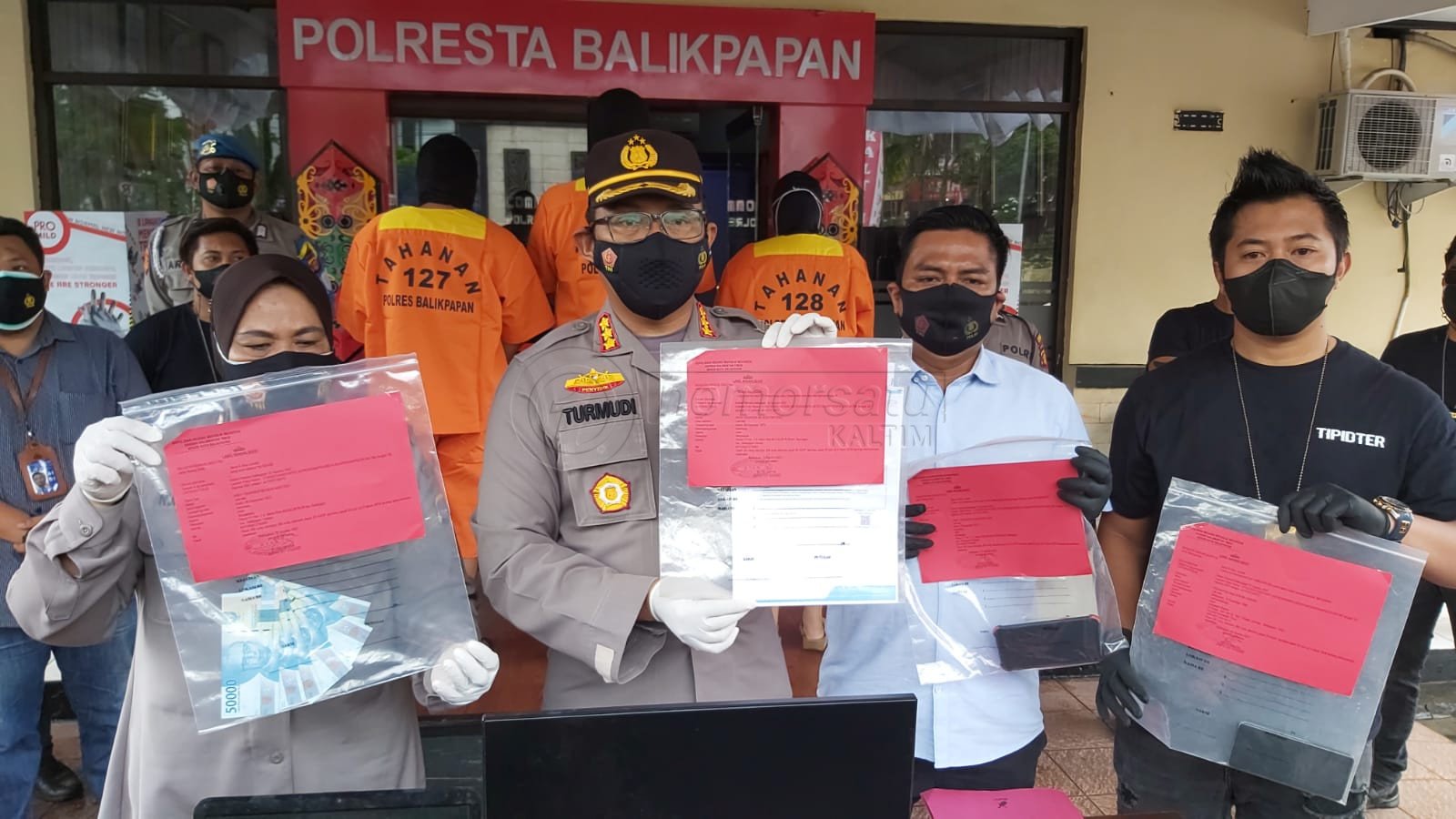 Polresta Balikpapan Tangkap 3 Tersangka Pemalsuan Surat PCR di Bandara SAMS Sepinggan