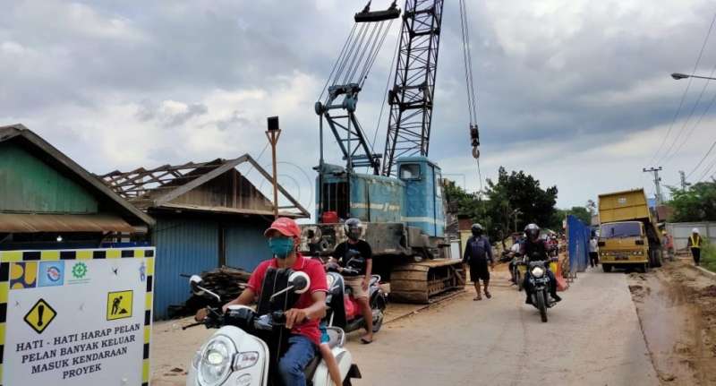 Jalan Longsor Desa Jembayan Diperbaiki, Usai Penantian 13 Bulan