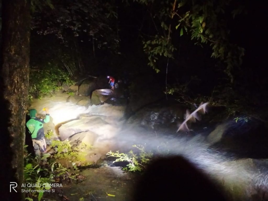 Pelajar yang Hilang di Air Terjun Tembinus Ditemukan, Begini Kondisinya