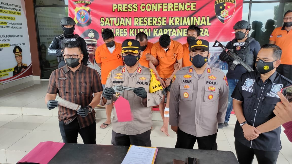 Mengaku Polisi, 6 Pelaku Lakukan Pencurian dan Pemerkosaan di Sebulu