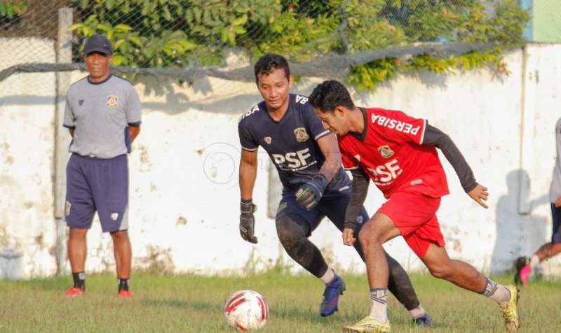 Pelatih Persiba Bingung Tak Bisa Apa-apa