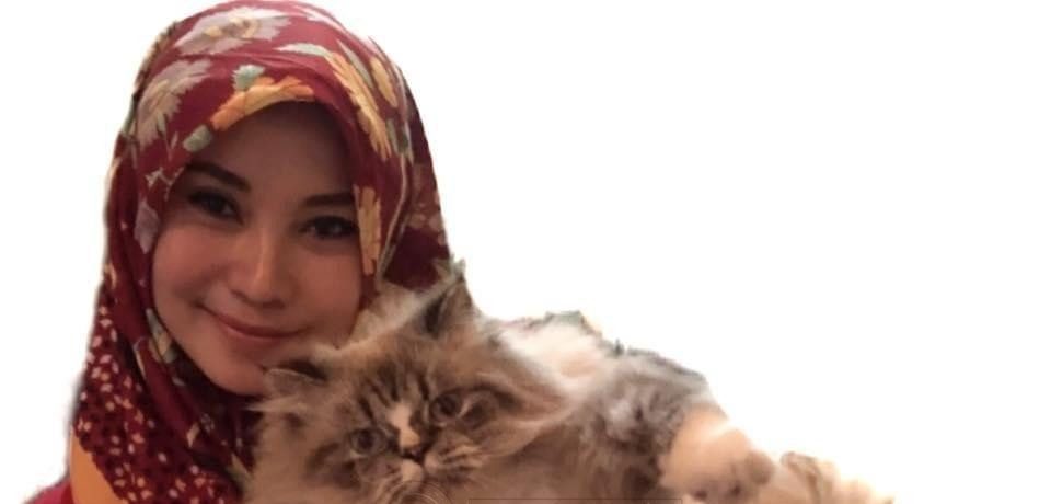 Farida Abdul Hadi: Antara Petanque dan Kucing