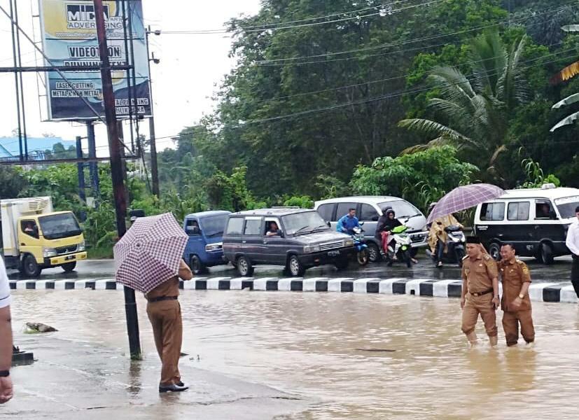 Jaang Batalkan Dinas Luar, Besok Wali Kota Tinjauan Banjir