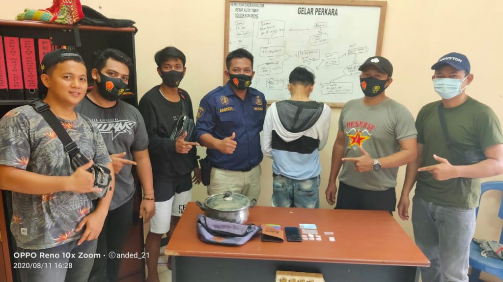 Pemuda Kongbeng Kelabui Polisi Simpan Sabu dalam Panci