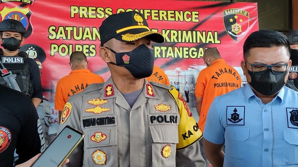 Rekam Pengantin Baru Mandi, Seorang Duda Diringkus Polres Kukar