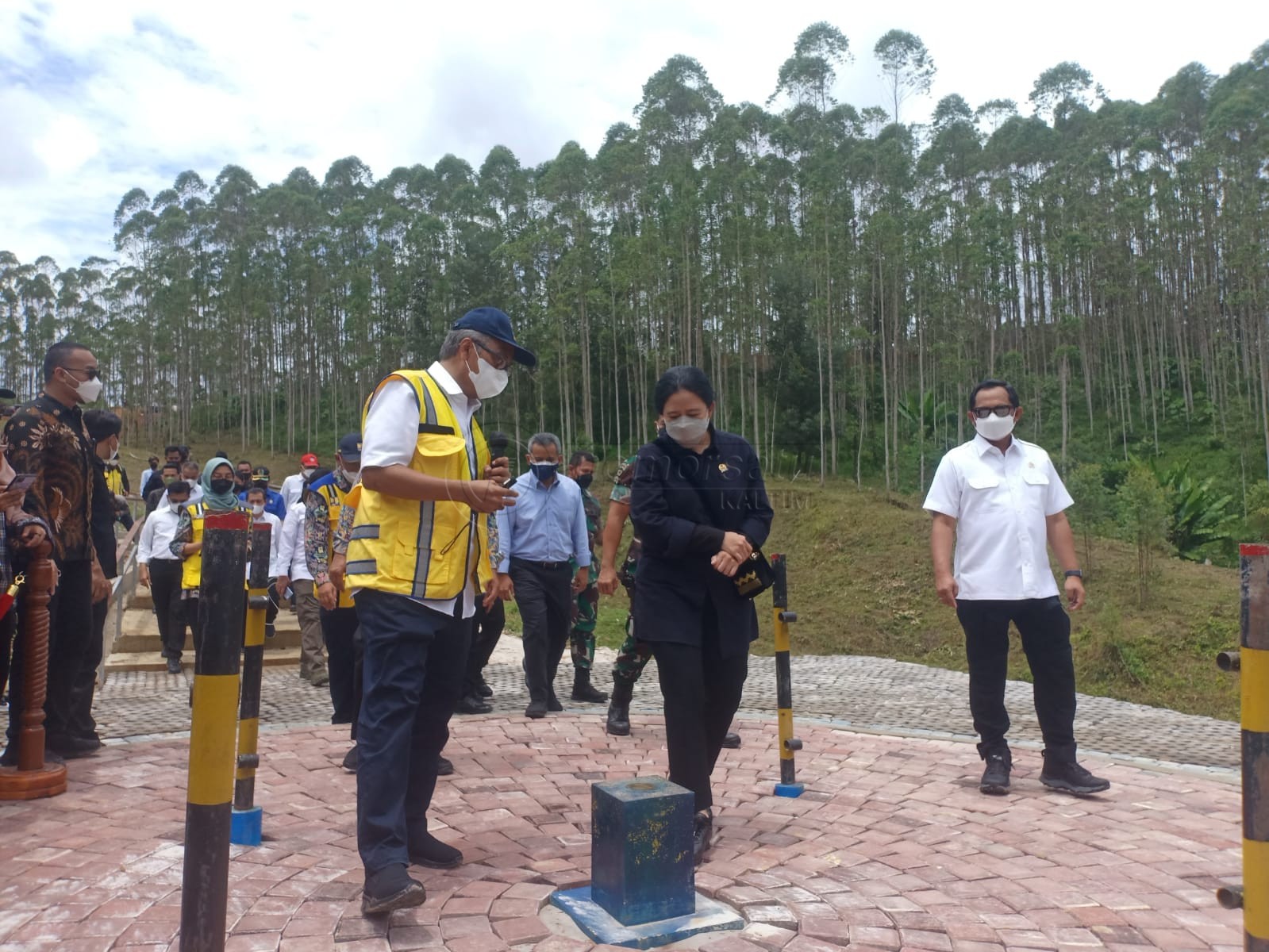 Puan Maharani Injakkan Kaki di Titik Nol Geodesi IKN Nusantara