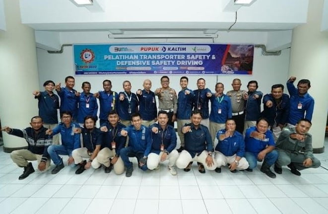 Wujudkan Lingkungan Kerja Aman, Pupuk Kaltim Gelar Training Transporter Safety and Defensive Driving