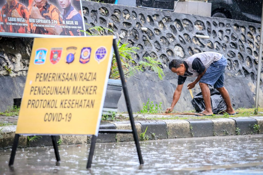 Hari Pertama Penerapan Perwali 23/2020, Belasan Pengendara Terjaring Razia Masker