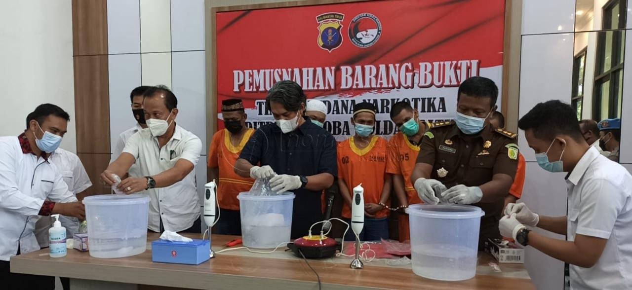 Ditresnarkoba Polda Kaltim Blender 1,1 Kilogram Sabu