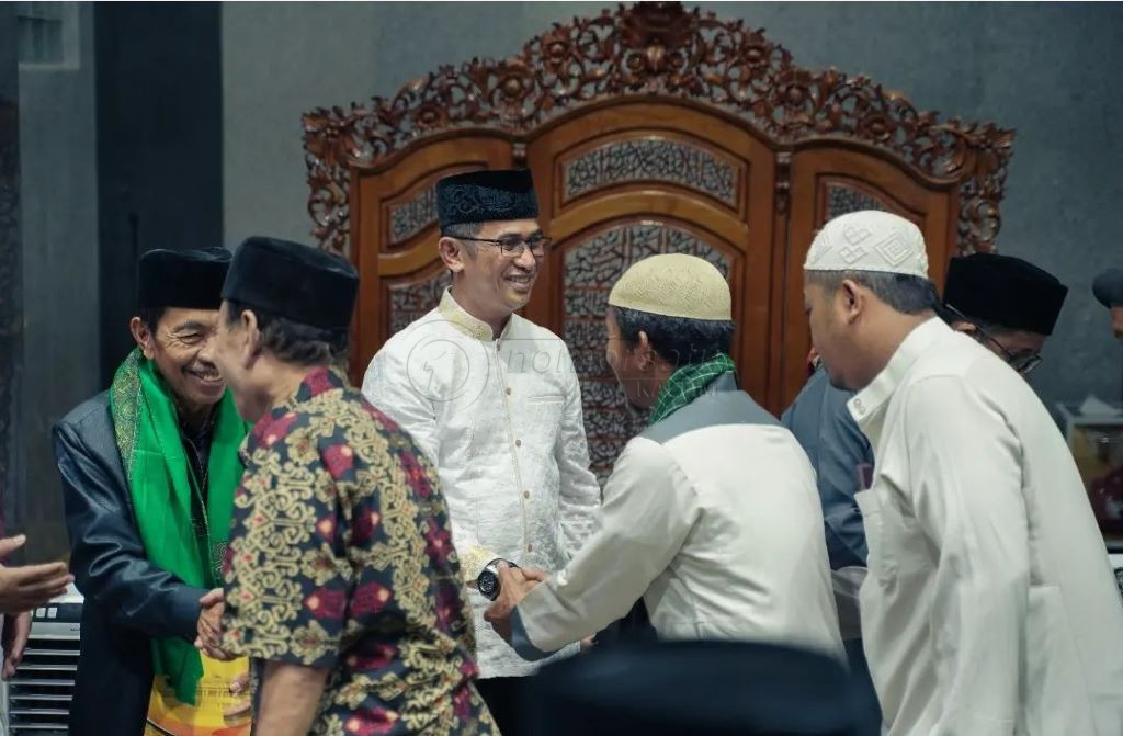 Safari Ramadan di Masjid Besar Manuntung, Wali Kota Ingatkan Pentingnya Jaga Kerukunan  