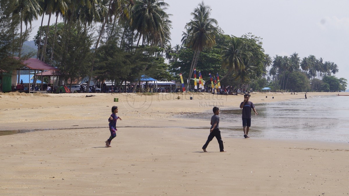 Pantai Sekerat Jadi Objek Wisata Andalan Bengalon