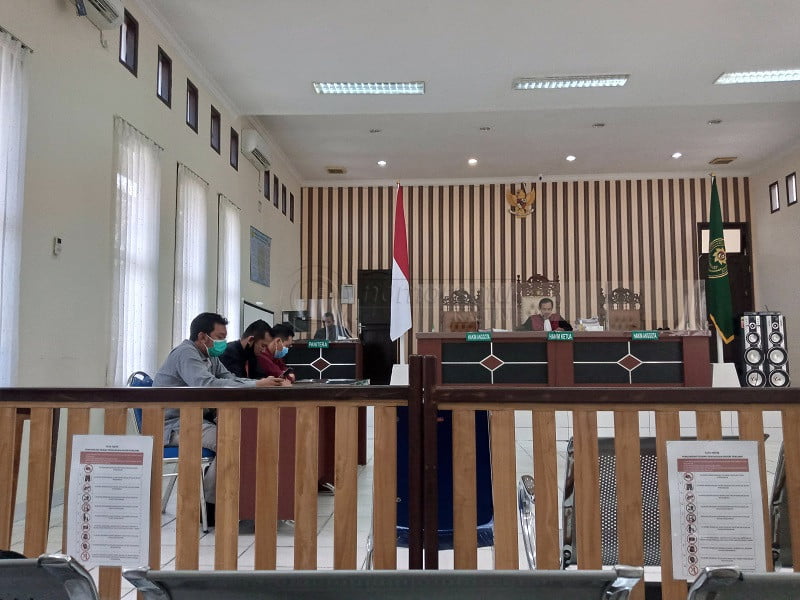 Sidang Perdana, Ismunandar cs Tak Bantah Dakwaan Jaksa