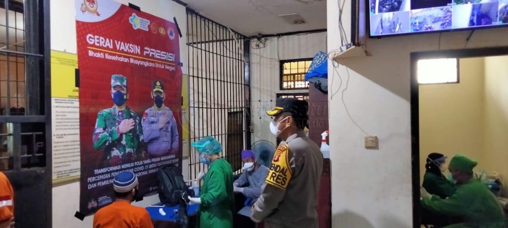 Hanya 54 Tahanan Polres Kubar yang Divaksin