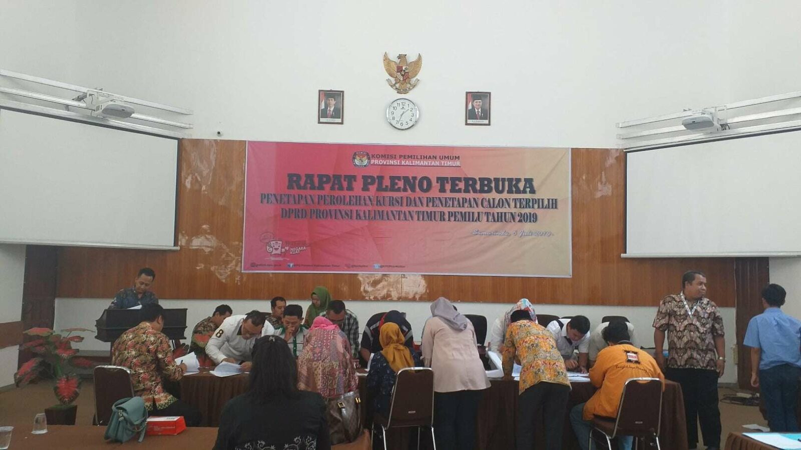 KPU Akhirnya Tetapkan 55 Anggota DPRD Kaltim yang Baru