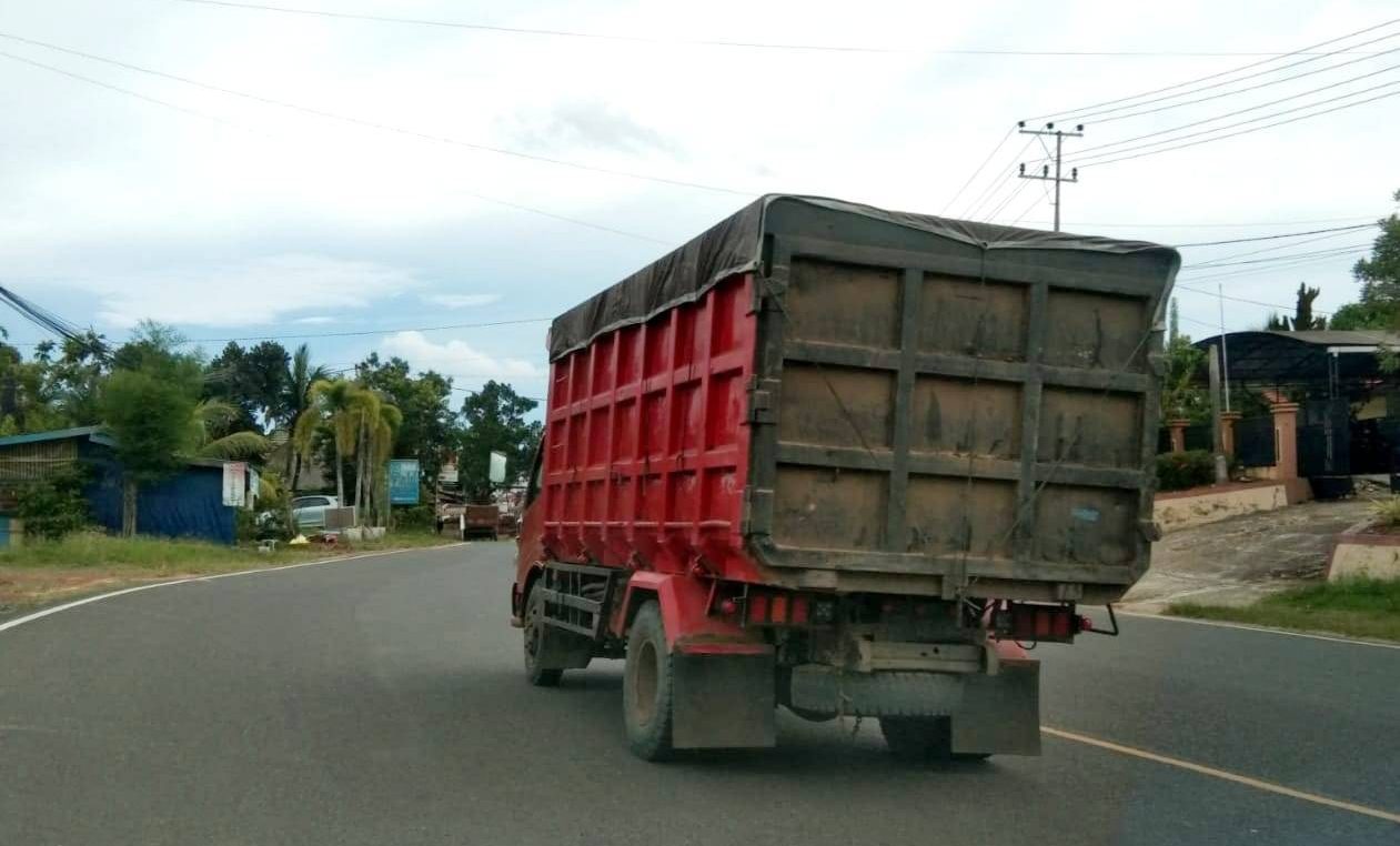 Truk Batu Bara Melintas di Jalan Utama Paser, Dishub: Silakan Saja, Asal…