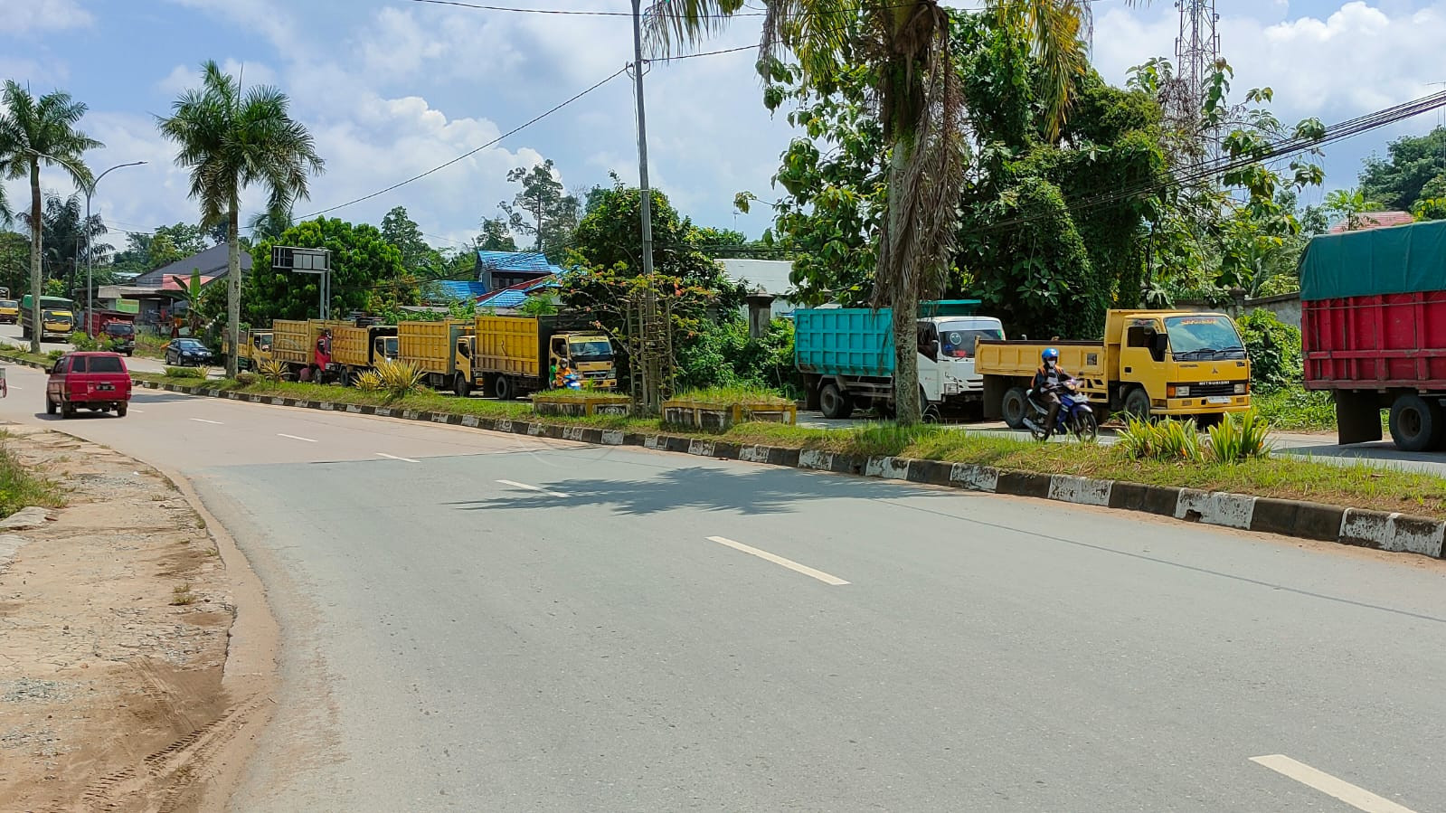 Antrean Truk Menjadi-jadi di Kukar, Padahal Sudah Ada Kantong Parkir