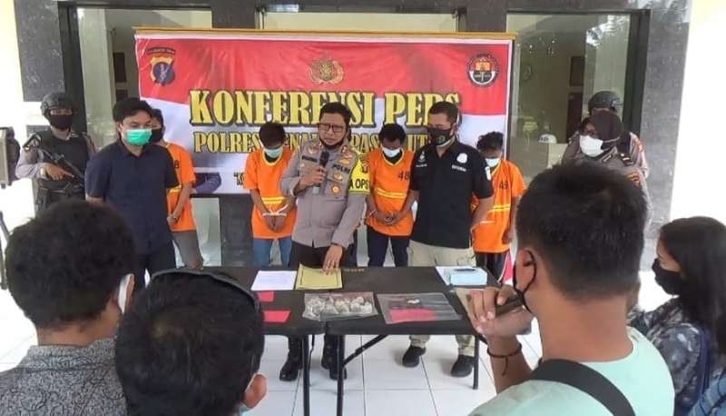 Komplotan Pembobol Gedung Sarang Walet Dibekuk