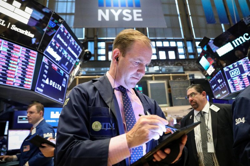 Wall Street Dibuka Melemah