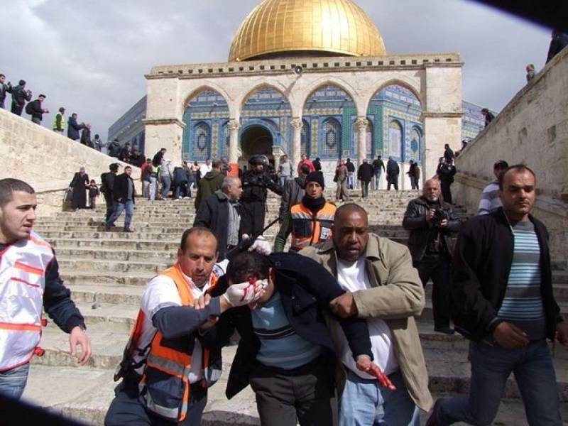 Polisi Israel Siksa Puluhan Muslim Palestina yang Hendak Iktikaf di Masjid Al-Aqsa