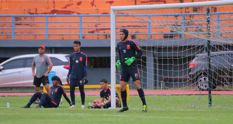 Kiper Borneo FC Rindu Persaingan di Bawah Mistar